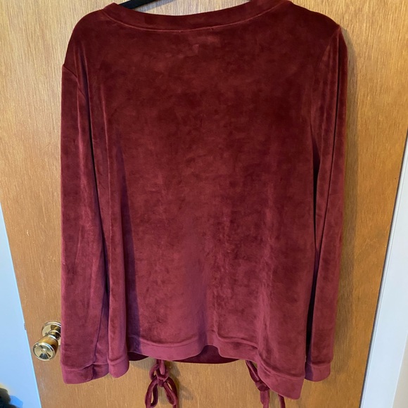 Soft Pullover - Picture 3 of 3